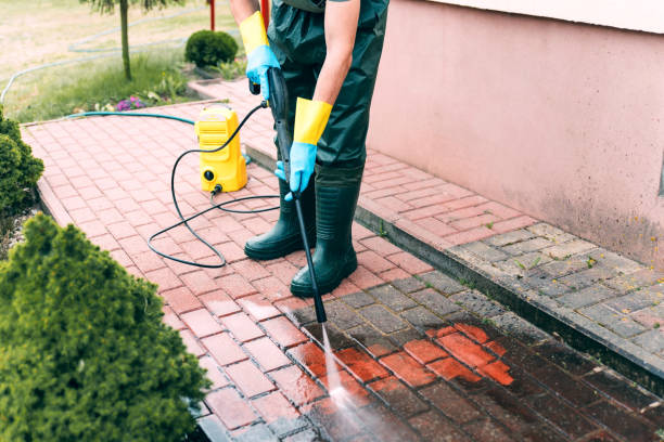 Why Choose Our Certified Pressure Washing Experts for Your Project Needs in New Holstein, WI?